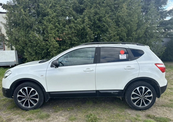 Nissan Qashqai cena 31900 przebieg: 173676, rok produkcji 2013 z Kobylin małe 781